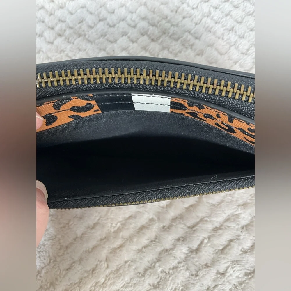 Fossil Logan Cheetah Print Zip Around Wallet